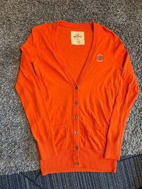 Hollister Y2K Orange V-Neck Cardigan Sweater Medium